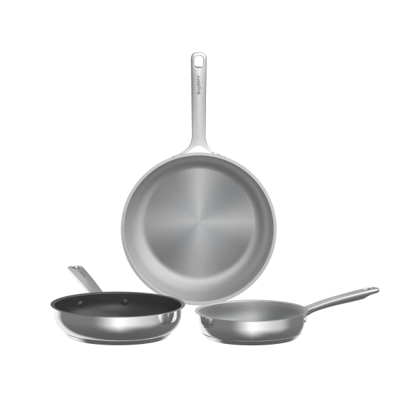 ensemble de poêles à frire pour PC